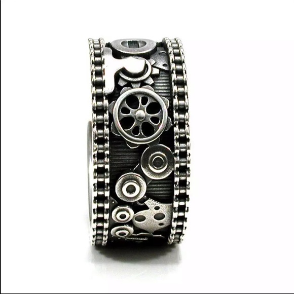 New 925 Silver Novel Electroplated Ring - Picture 3 of 6